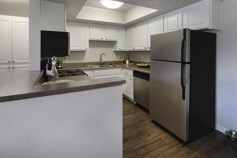 Apartment for rent at Vista Pointe Apartment Homes, 1400 N Grand Ave, Covina, CA 91724