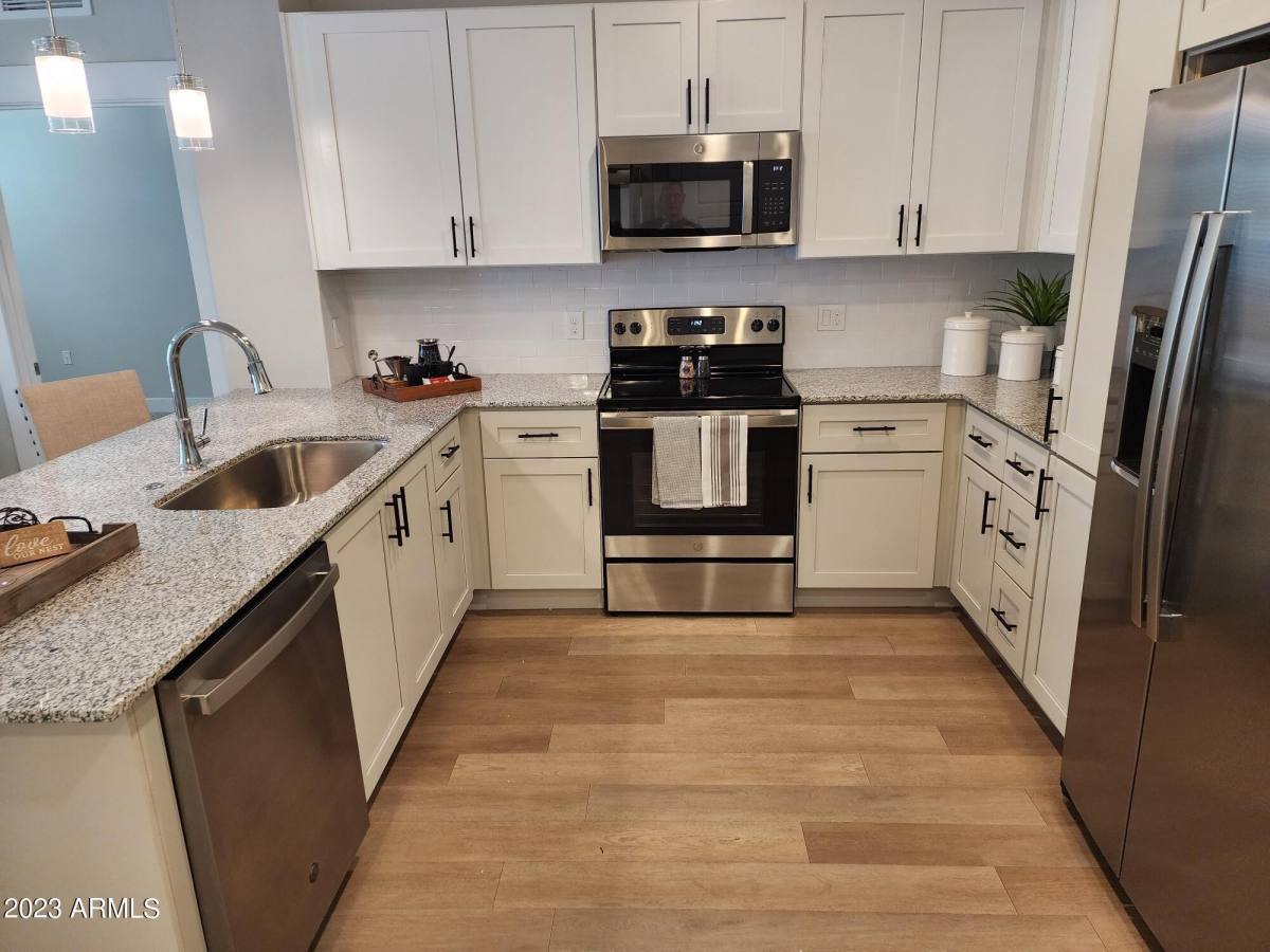 Apartment for rent at 7460 N Zanjero Blvd, Glendale, AZ 85305