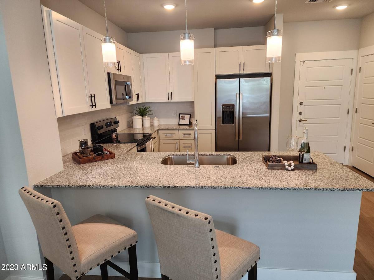 Apartment for rent at 7460 N Zanjero Blvd, Glendale, AZ 85305