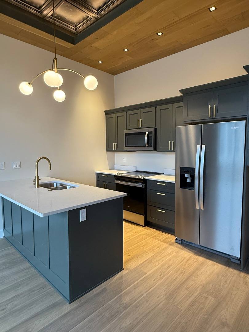 Apartment for rent at 309 N 6th St #201, Burlington, IA 52601