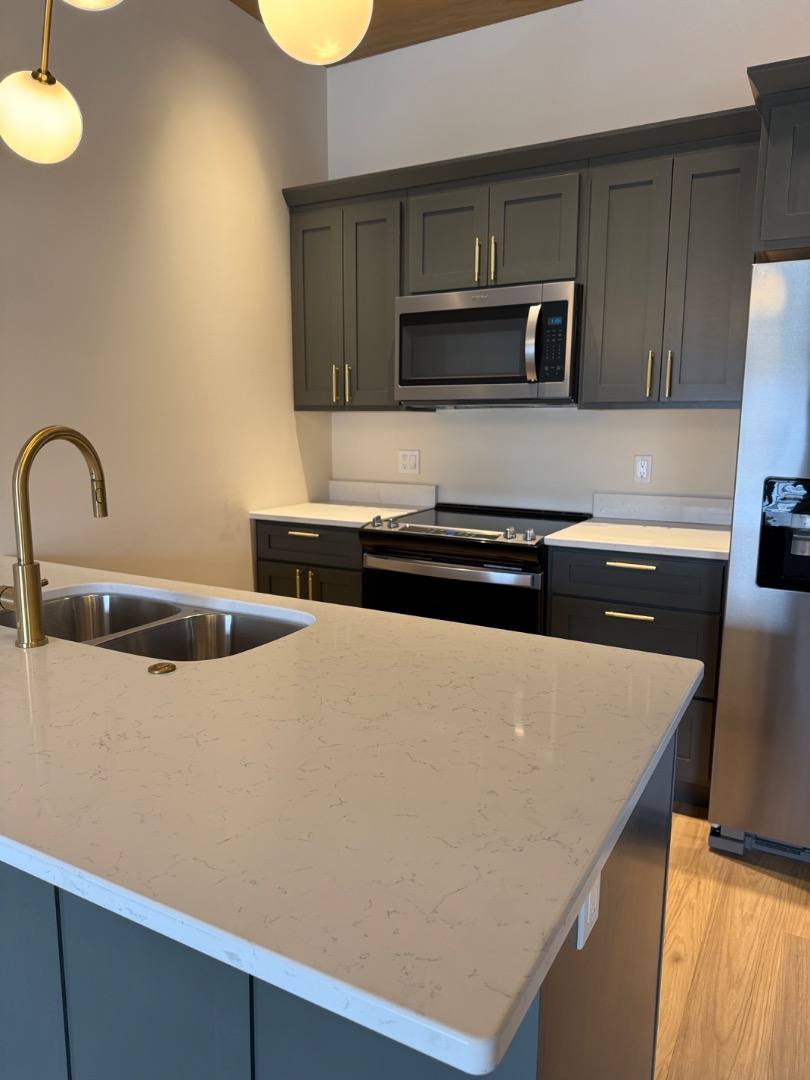 Apartment for rent at 309 N 6th St #206, Burlington, IA 52601