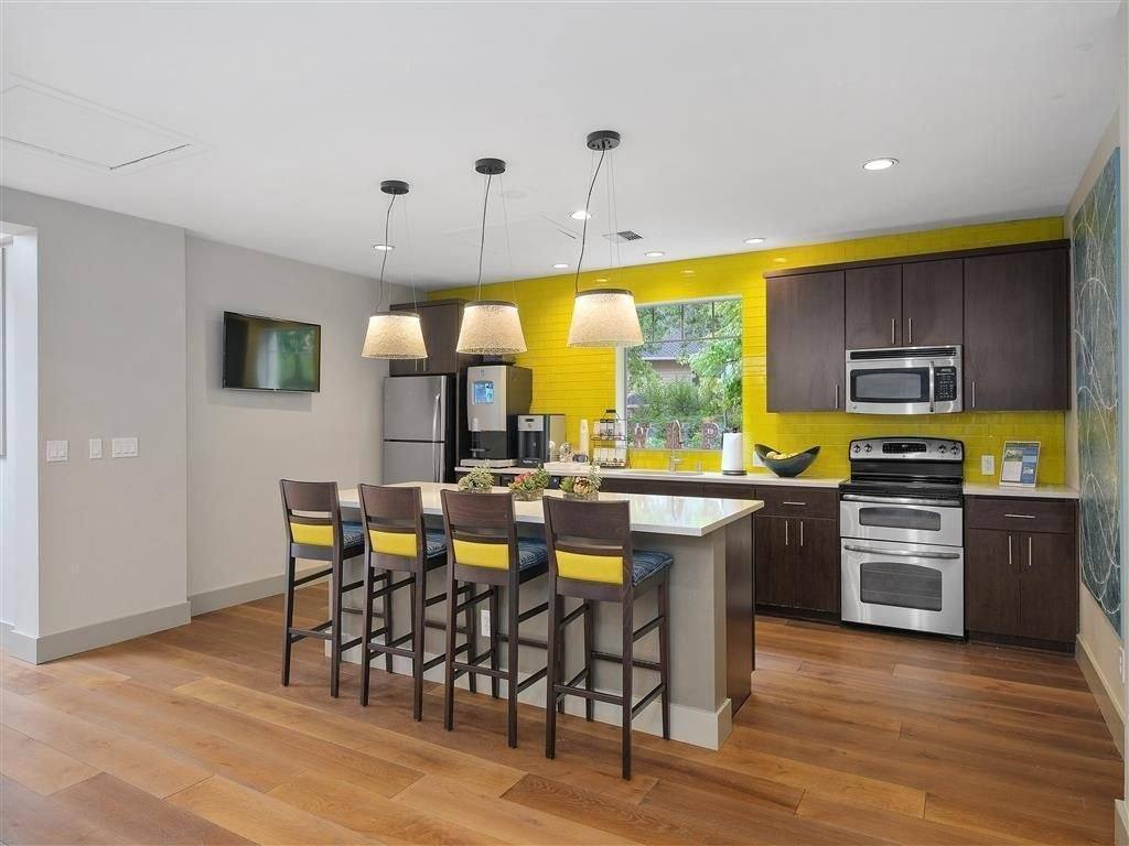 Apartment for rent at 600 NW Island Terrace, Beaverton, OR 97006