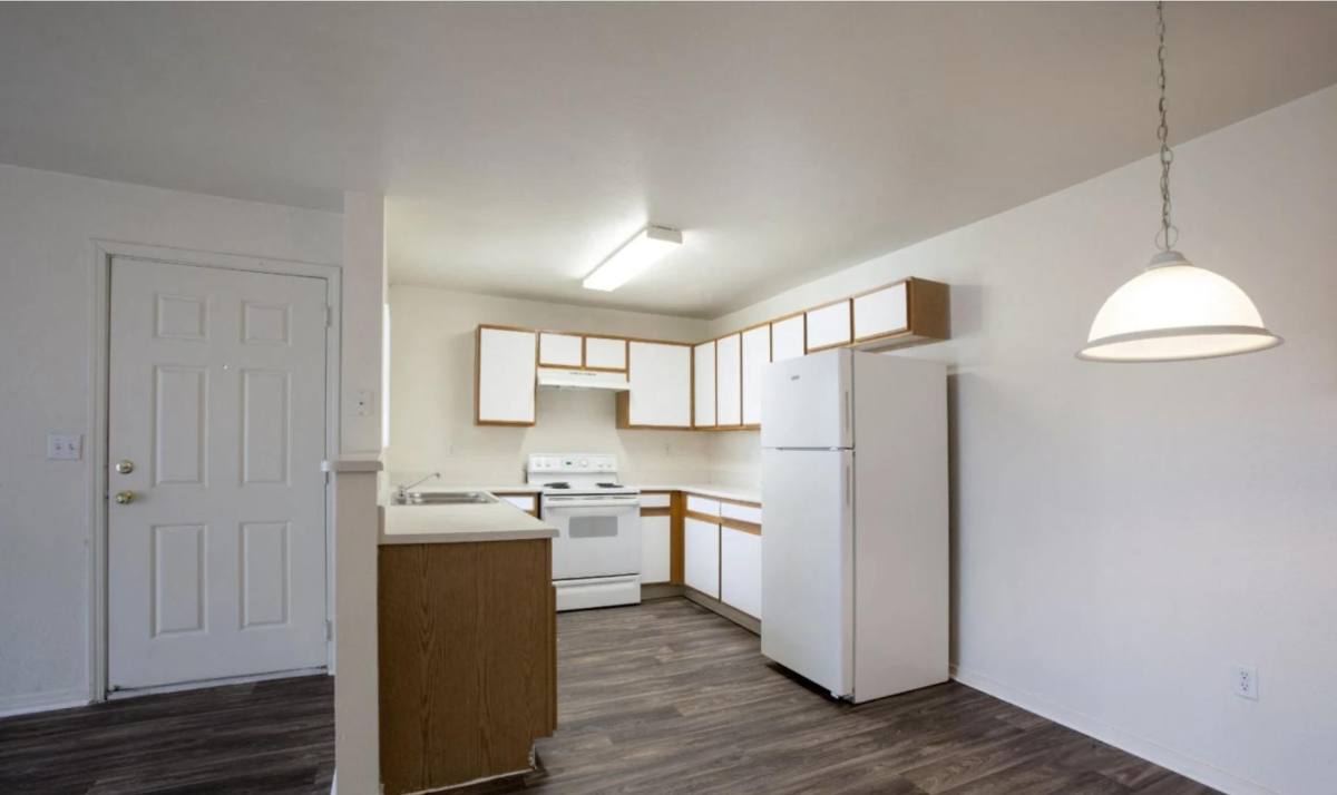 Apartment for rent at Aspen Ridge, 820 Louisiana Blvd SE, Albuquerque, NM 87108