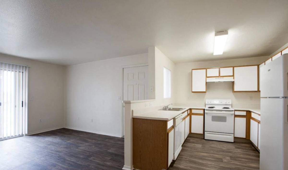 Apartment for rent at Aspen Ridge, 820 Louisiana Blvd SE, Albuquerque, NM 87108