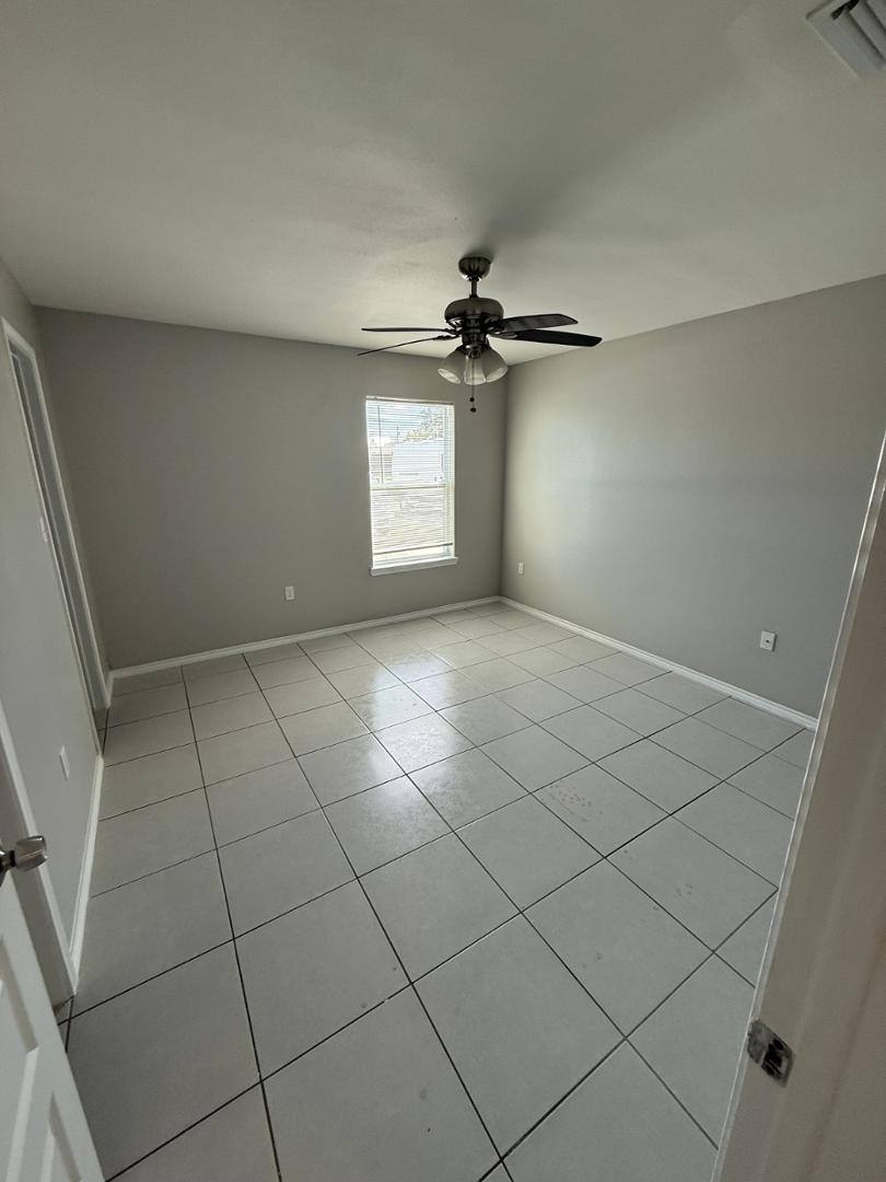 House for rent at 511 E Hackberry St, Rockport, TX 78382