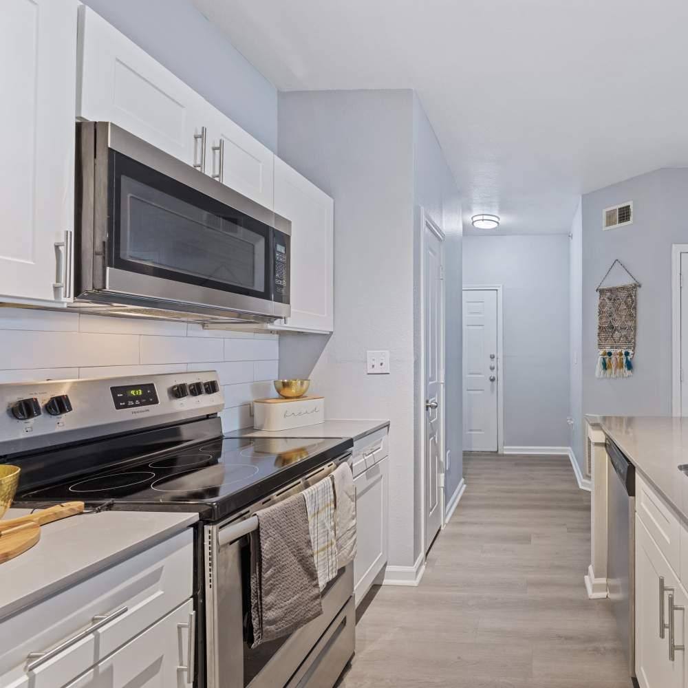 Apartment for rent at 4343 at the Parkway Apartment Homes, 4343 Rosemeade Parkway, Dallas, TX 75287