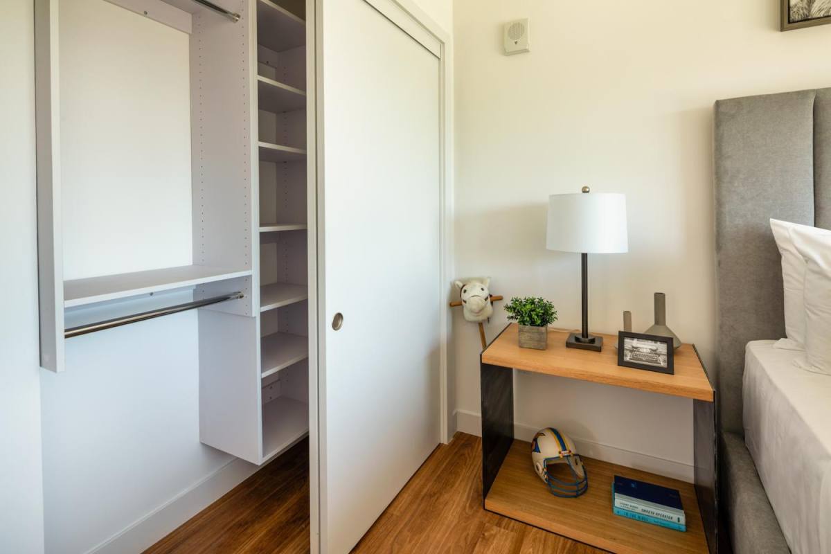 Apartment for rent at 269 Mariposa on 3rd, 269 S Mariposa Ave, Los Angeles, CA 90004