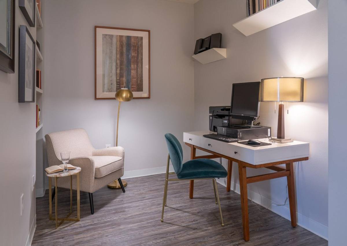 Apartment for rent at 3101 Stagecoach Rd, Stoughton, MA 02072