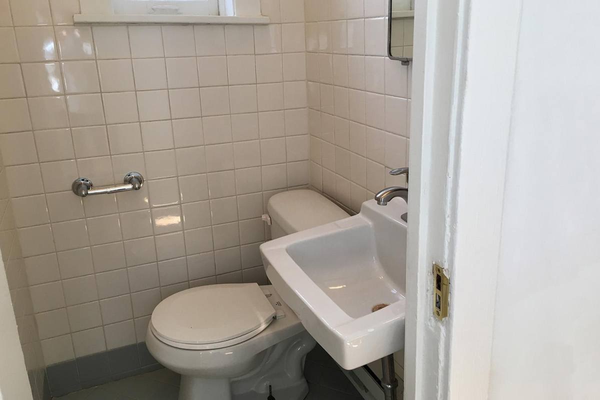 Apartment for rent at 5300 S Hyde Park Blvd, Chicago, IL 60615