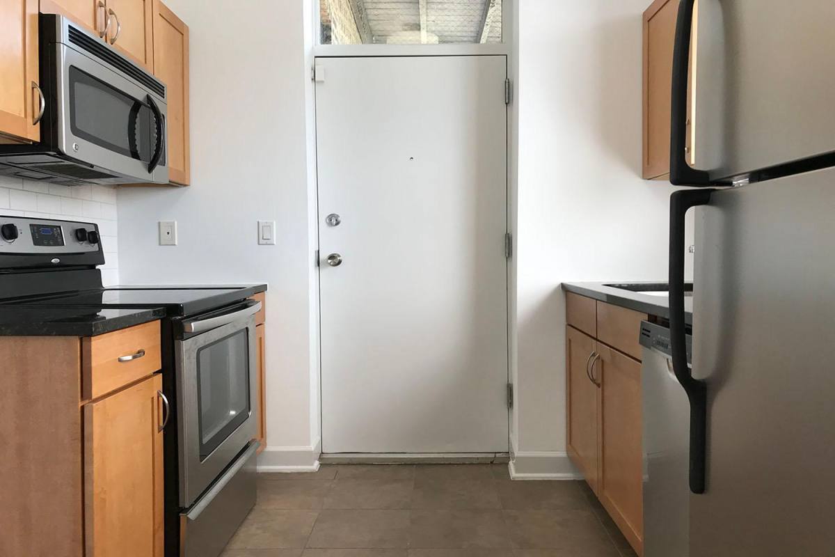 Apartment for rent at 5326 S Greenwood Ave, Chicago, IL 60615