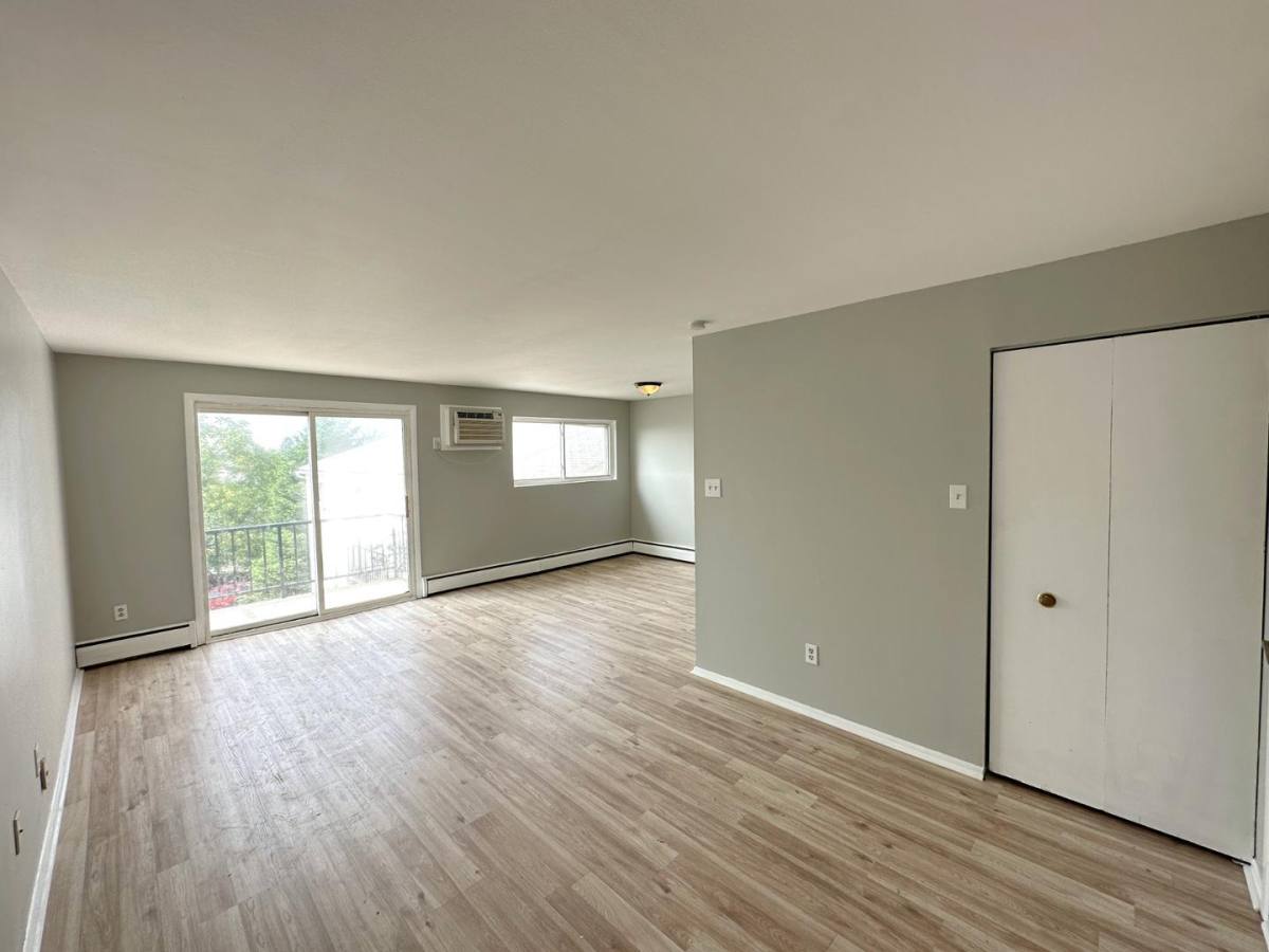 Apartment for rent at Park Place, 721 Sandy St, Norristown, PA 19401