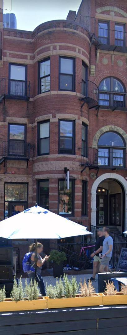 Apartment for rent at 384-386 Commonwealth Avenue, 384 Commonwealth Ave, Boston, MA 02215