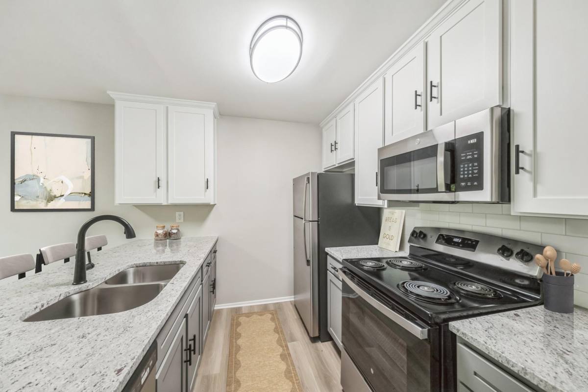 Townhouse for rent at Bell Columbia, 12020 Little Patuxent Parkway, Columbia, MD 21044