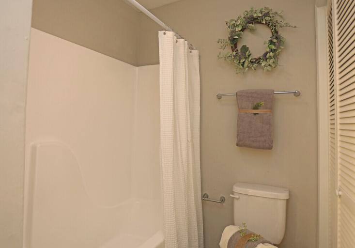 Apartment for rent at 1515 S Mebane St, Burlington, NC 27215