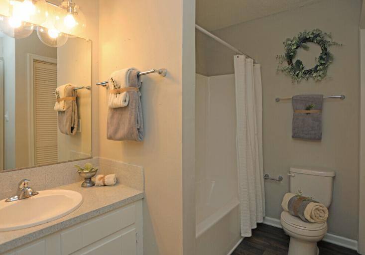 Apartment for rent at 1515 S Mebane St, Burlington, NC 27215