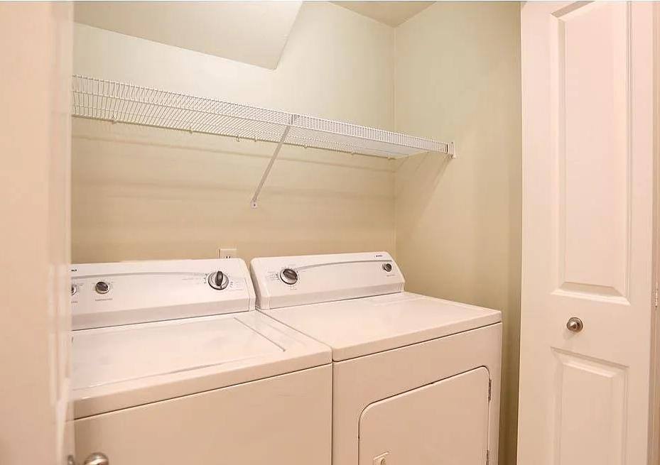 Apartment for rent at 17999 NW Evergreen Parkway, Beaverton, OR 97006