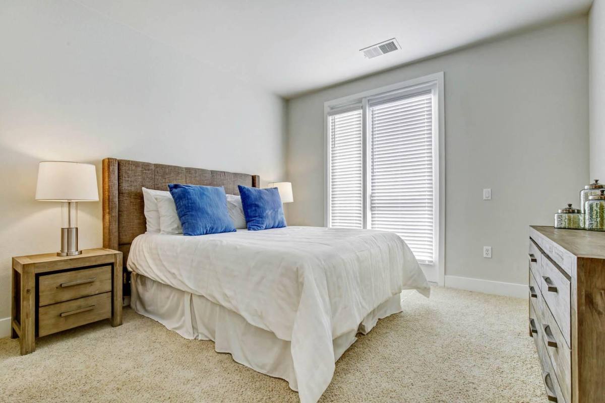 Apartment for rent at Apex, 7084 Friars Rd, San Diego, CA 92108