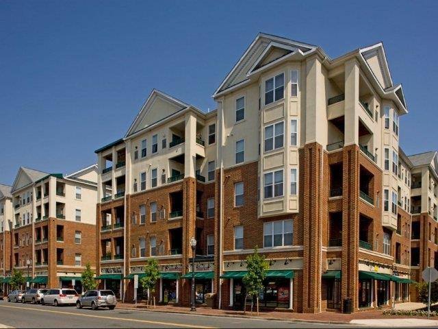 Apartment for rent at 108 Olde Town Ave, Gaithersburg, MD 20877
