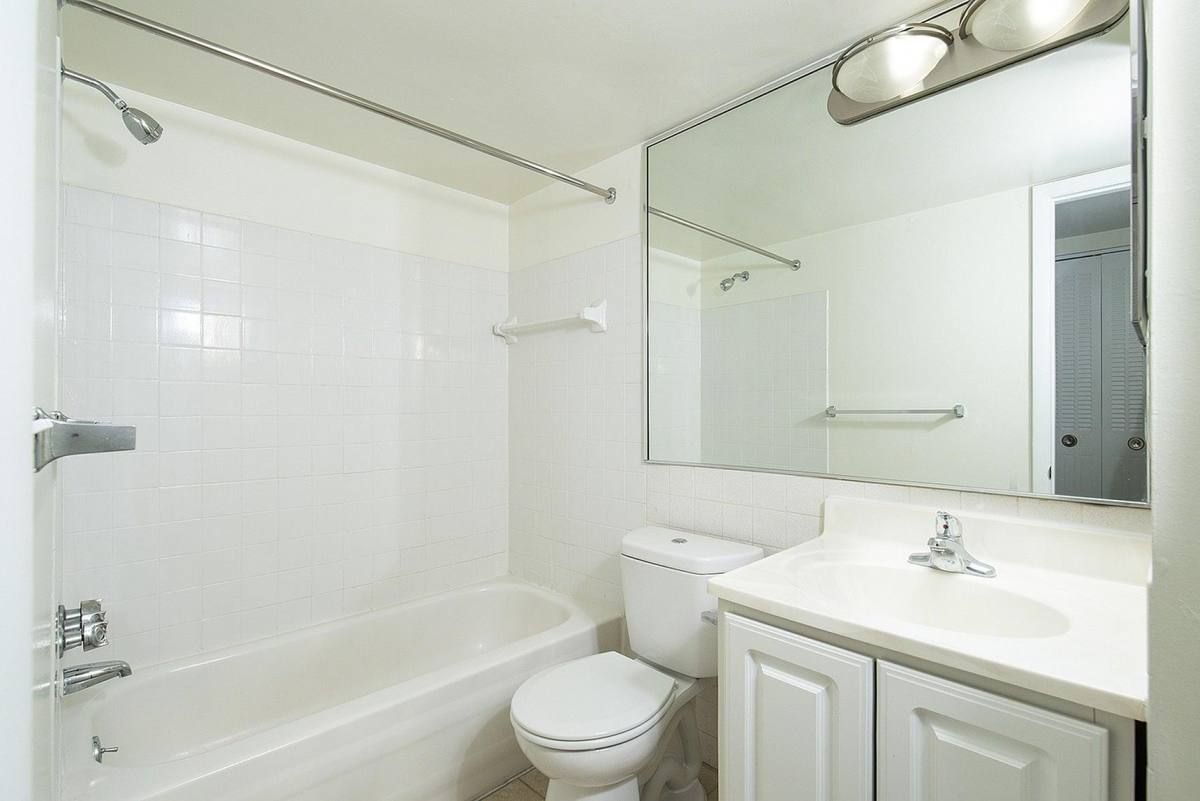Apartment for rent at Linden Green Condos, 5501 Limeric Circle, Wilmington, DE 19808