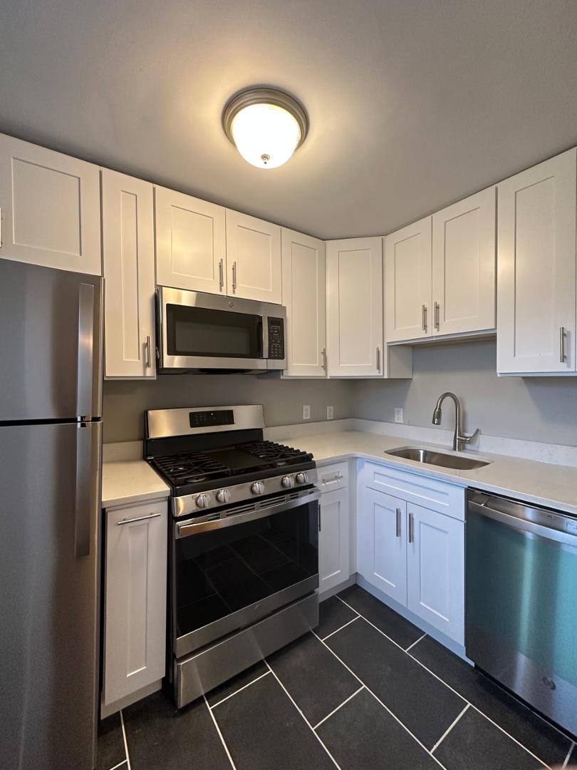 Apartment for rent at 115 Main St, Andover, MA 01810