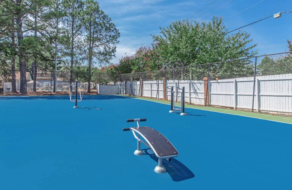 Apartment for rent at Somerset Apartment Homes, 1523 E County Line Rd, Jackson, MS 39211