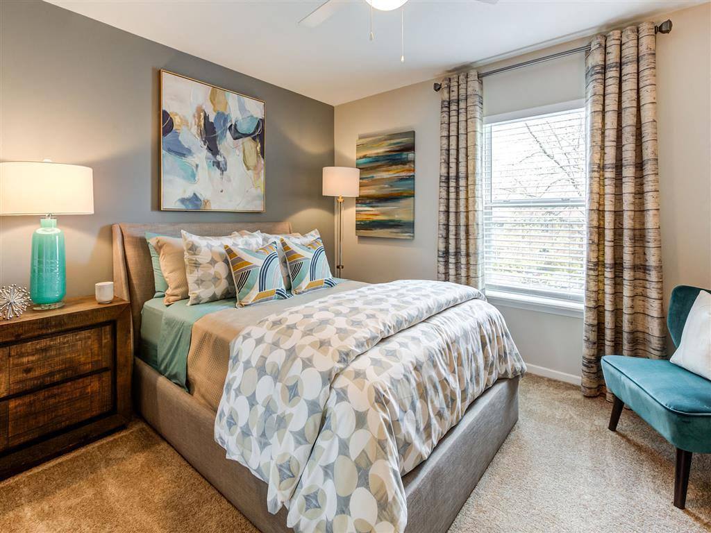 Apartment for rent at 909 E Golf Rd, Arlington Heights, IL 60005