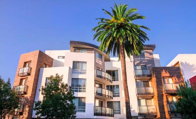 Apartment for rent at 1519 6th St, Santa Monica, CA 90401