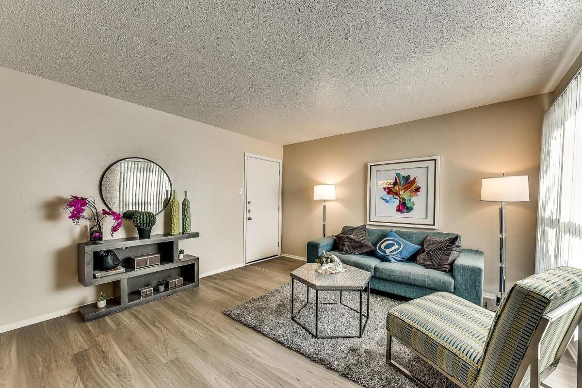Apartment for rent at The Dwellings at Kessler Park, 1930 Atlantic St, Dallas, TX 75208
