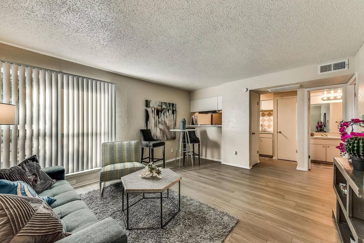 Apartment for rent at The Dwellings at Kessler Park, 1930 Atlantic St, Dallas, TX 75208