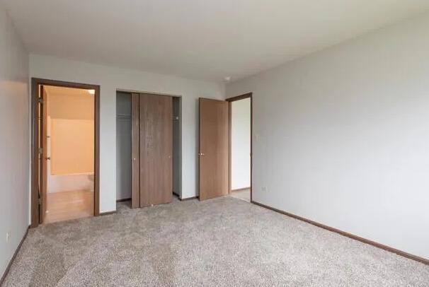 Apartment for rent at 1941 N Orleans St, McHenry, IL 60050