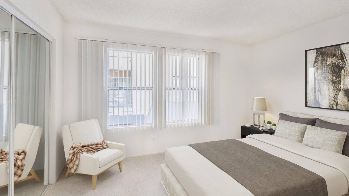 Apartment for rent at 141 W Wilshire Ave, Fullerton, CA 92832