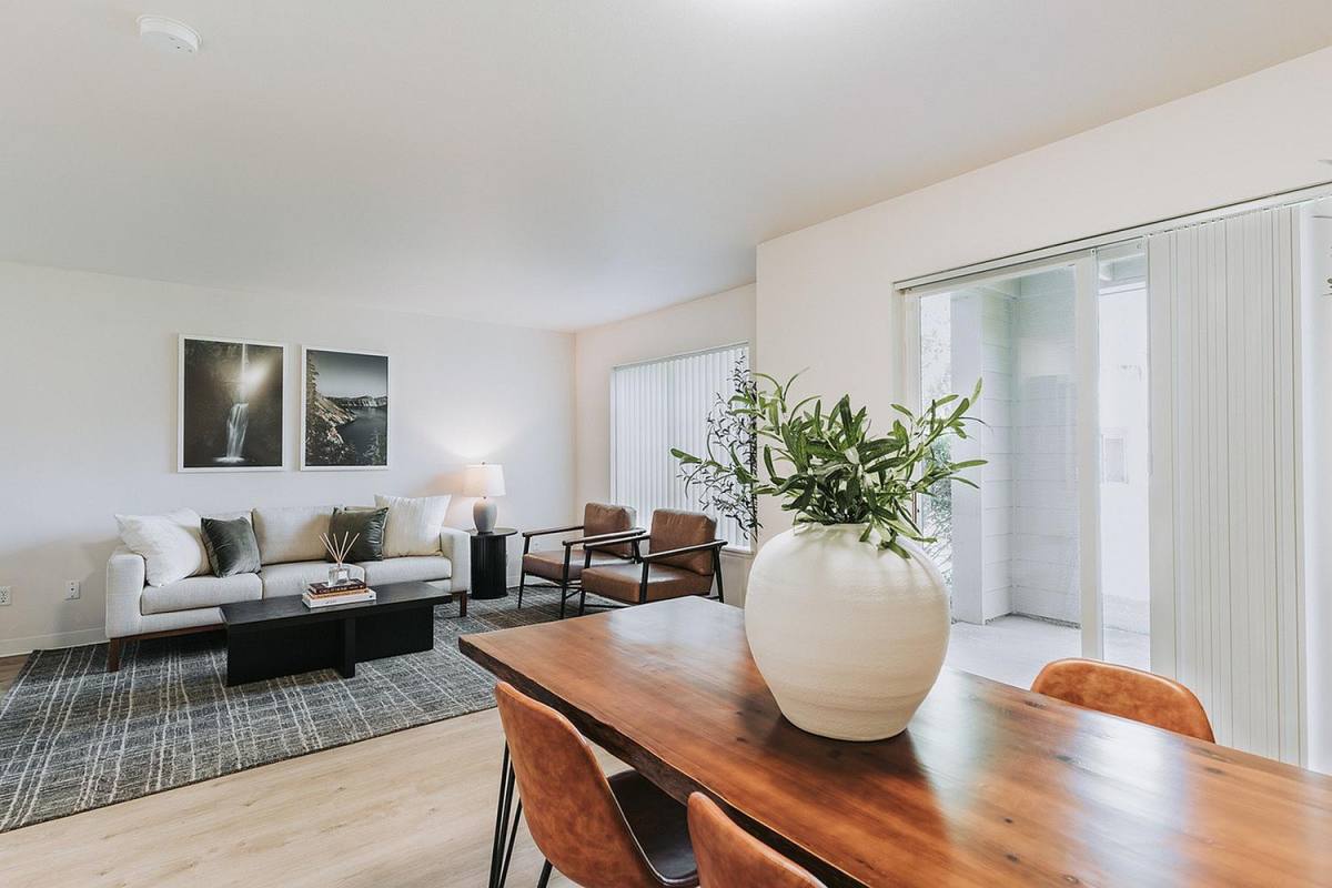 Apartment for rent at Goodpasture Loop, 3950 Goodpasture Loop, Eugene, OR 97401
