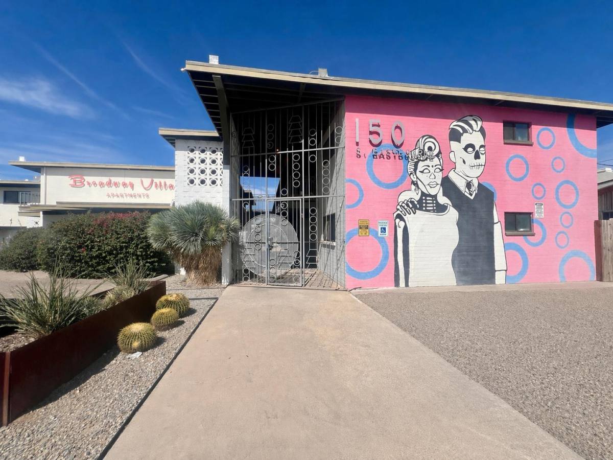 Apartment for rent at Broadway Village, 150 S Eastbourne Ave, Tucson, AZ 85716