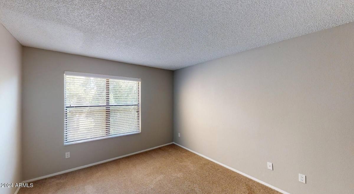 Apartment for rent at 9605 S 48th St, Phoenix, AZ 85044
