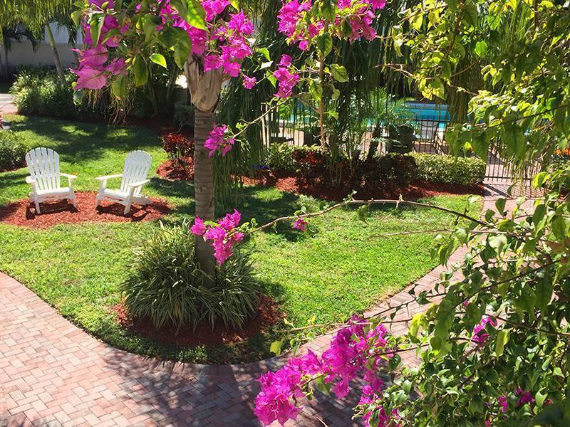 Apartment for rent at 530 NE 47th St, Boca Raton, FL 33431