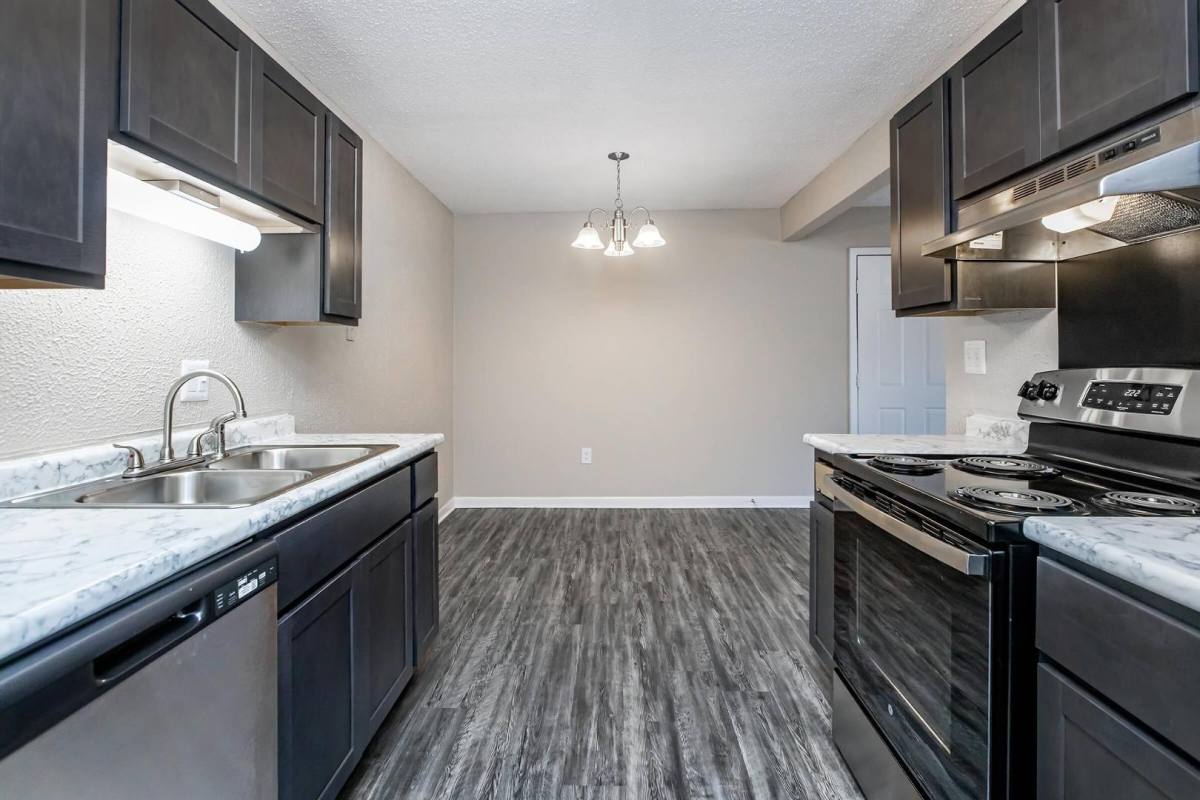 Apartment for rent at 499 S Pear Orchard Rd, Ridgeland, MS 39157