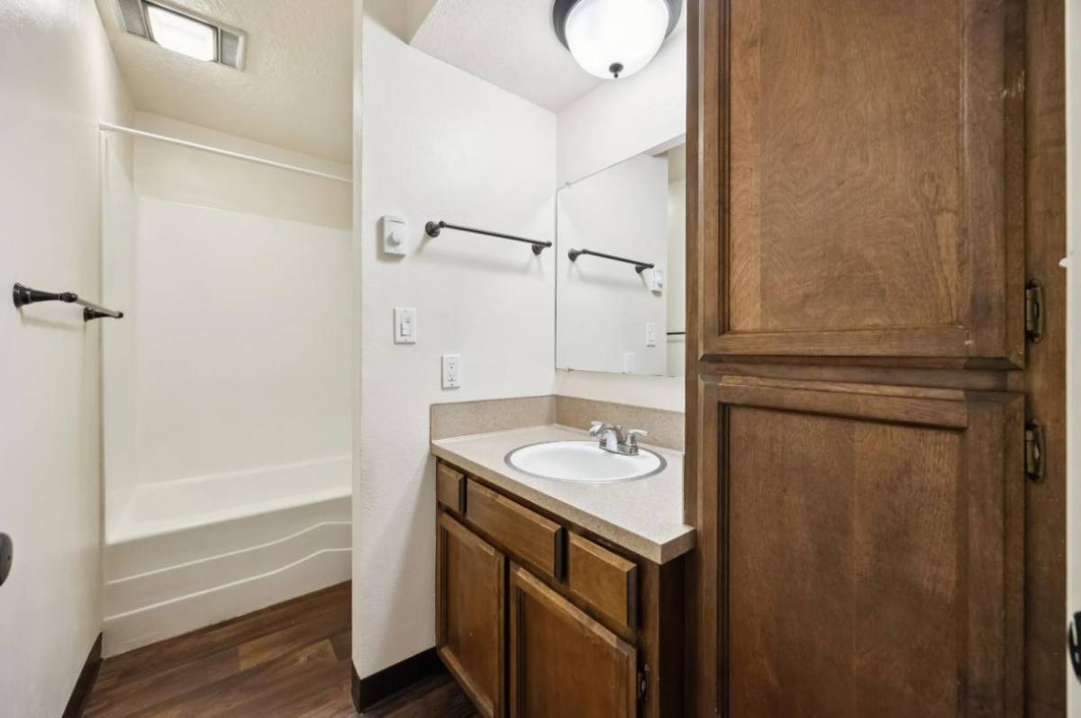 Apartment for rent at 694 Rural Ave S, Salem, OR 97302