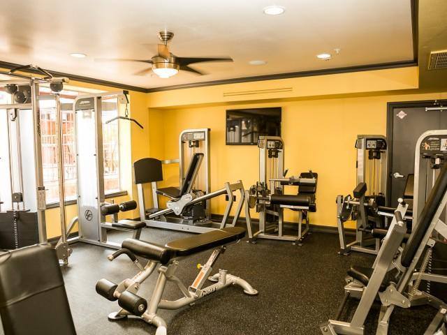 Apartment for rent at The Pointe at Warner Center, 6150 Canoga Ave, Woodland Hills, CA 91367