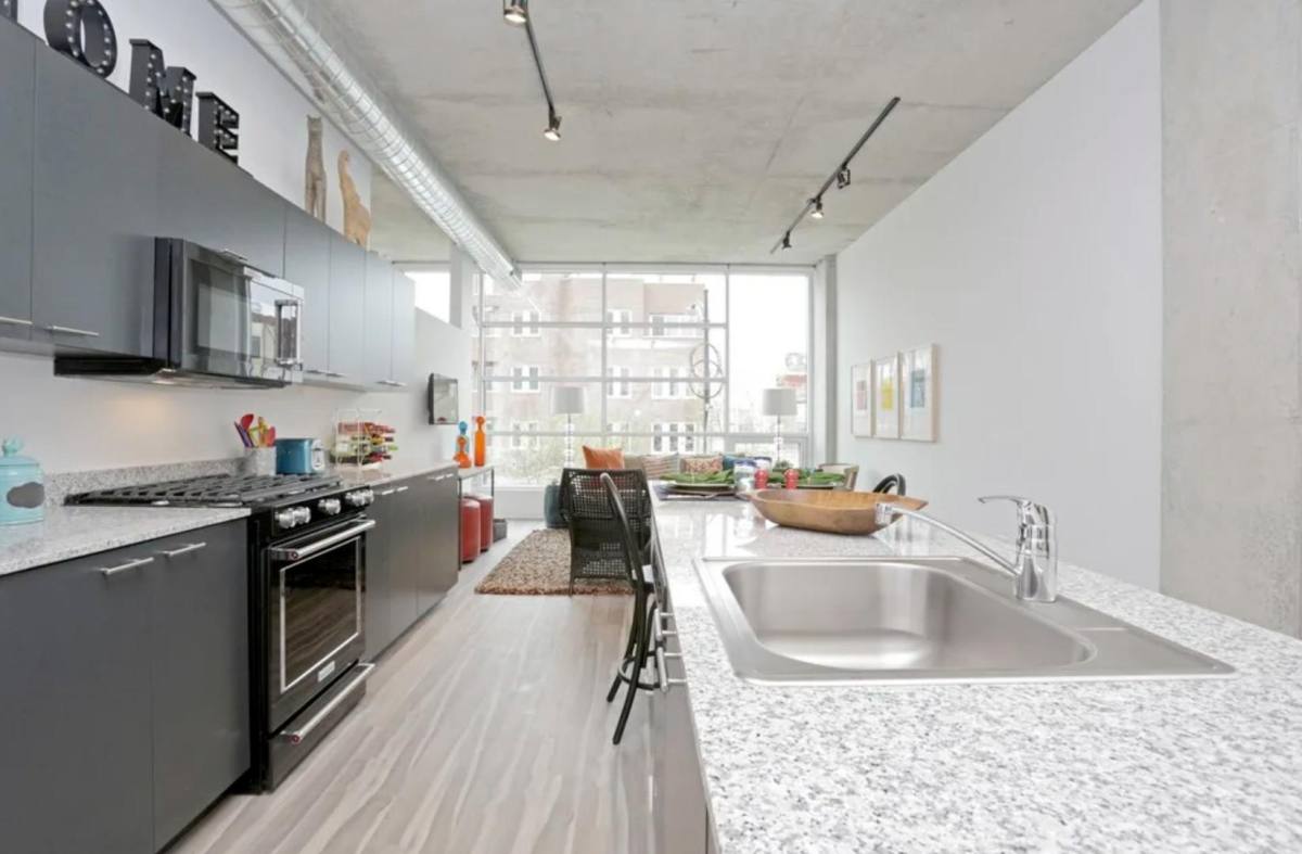Apartment for rent at 1819 W Division St, Chicago, IL 60622