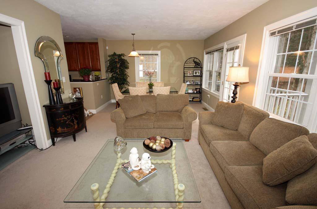 Apartment for rent at 66 Hastings St, Wellesley Hills, MA 02481