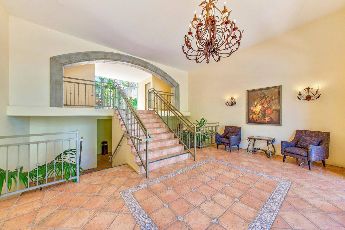 Apartment for rent at Brentwood Tuscany, 11611 Chenault St, Los Angeles, CA 90049