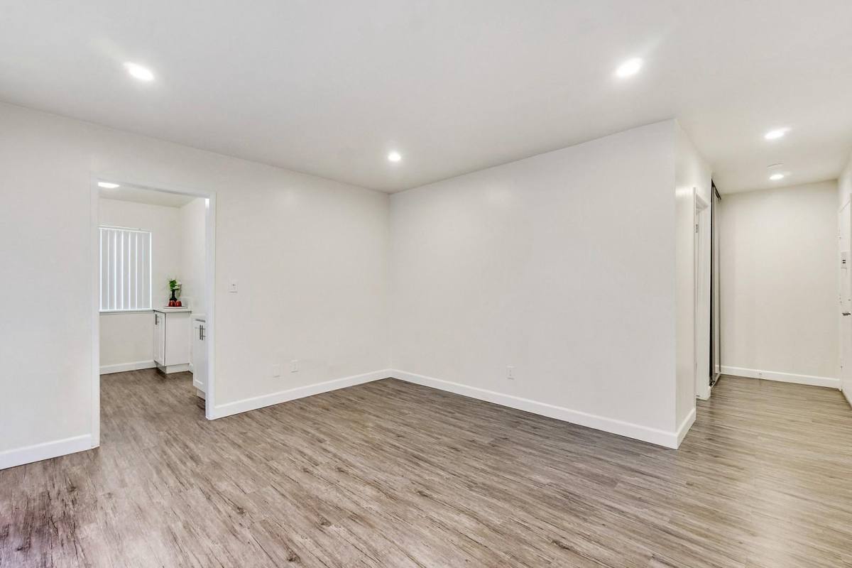 Apartment for rent at Aqua South Apartment Homes, 10110 Sepulveda Blvd, Mission Hills, CA 91345