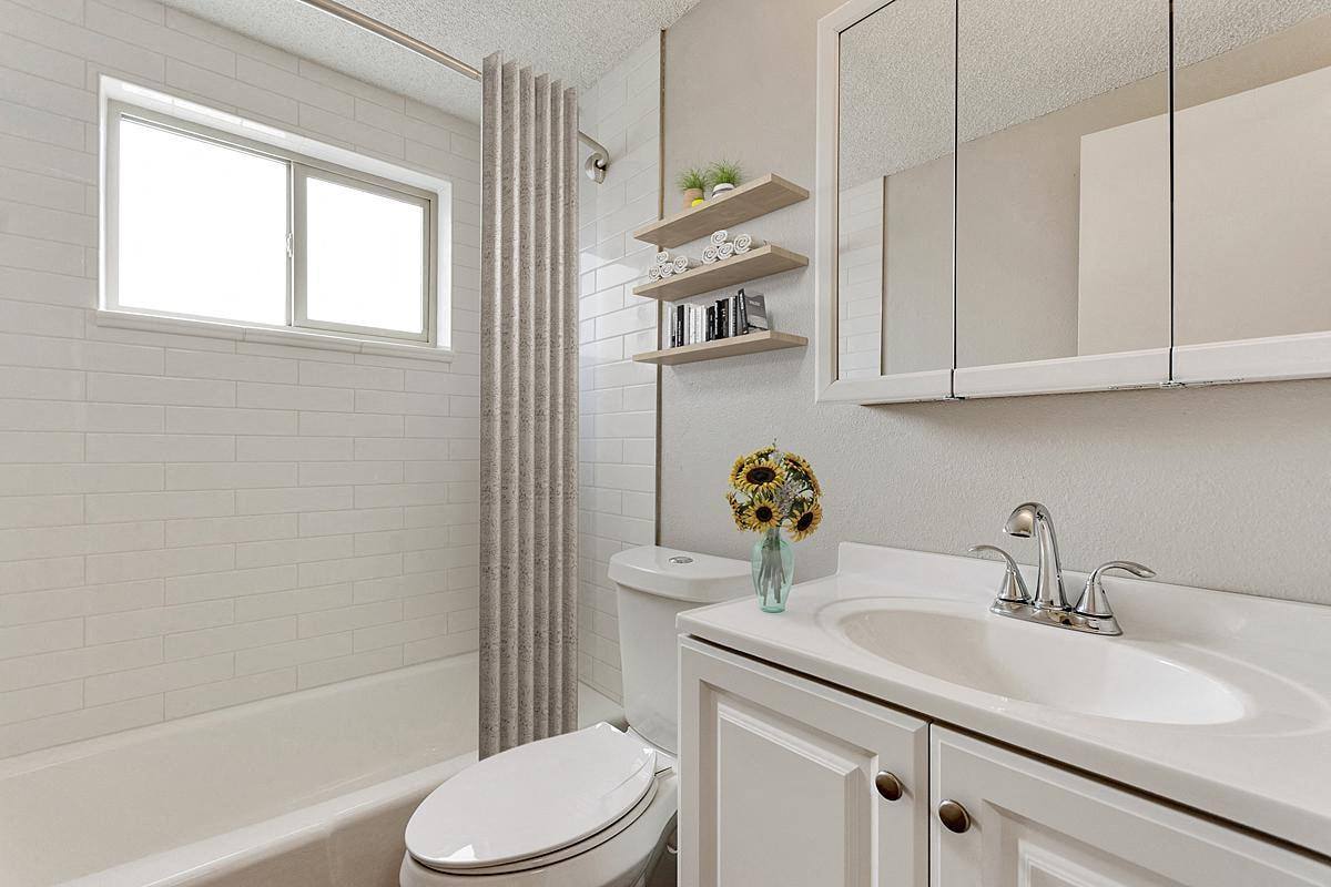 Apartment for rent at Broadway Terrace, 60 S Lincoln St, Denver, CO 80209