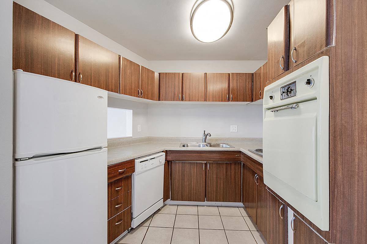 Apartment for rent at 2822 West 28th Avenue, 2822 W 28th Ave, Denver, CO 80211