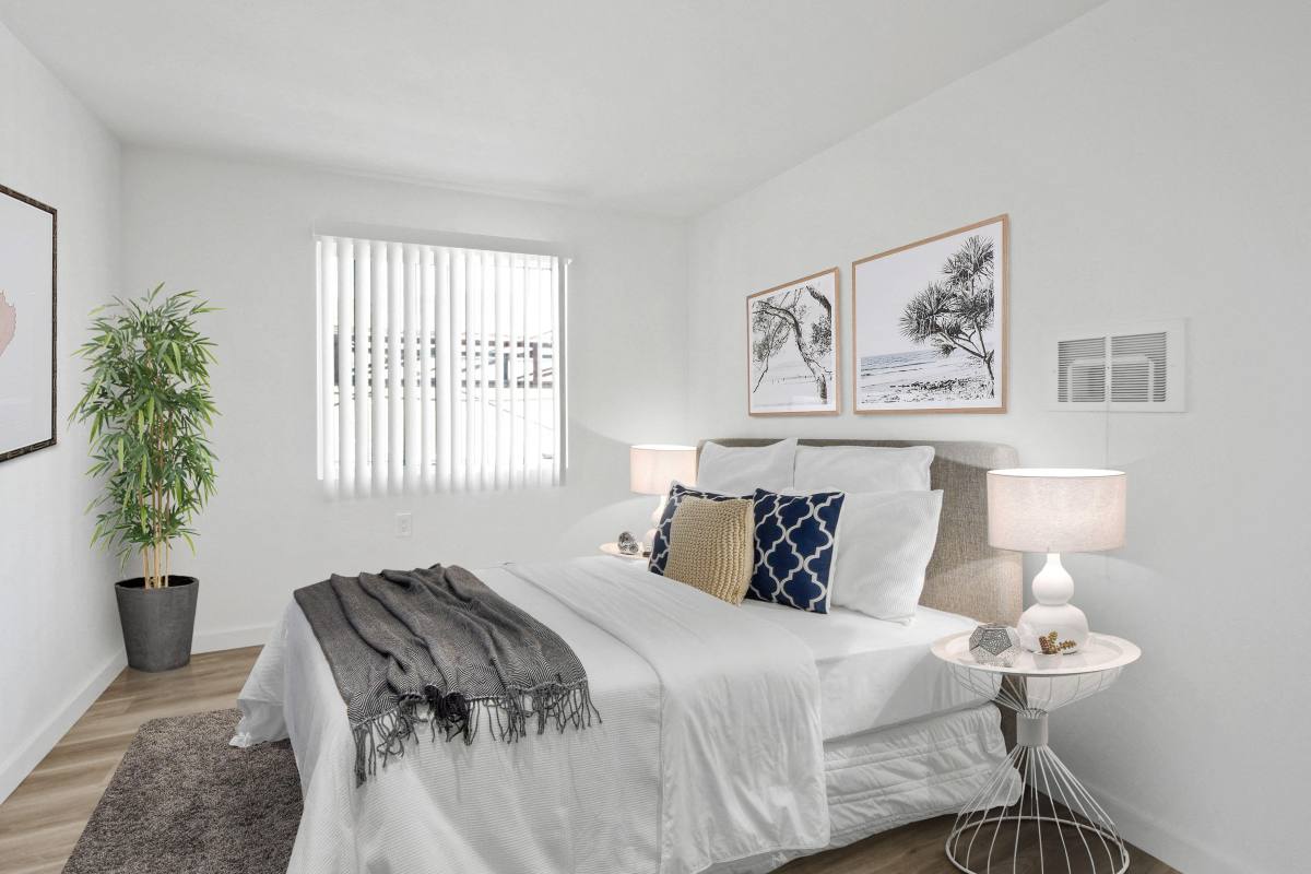 Apartment for rent at Harvard Manor, 21 California Ave, Irvine, CA 92612
