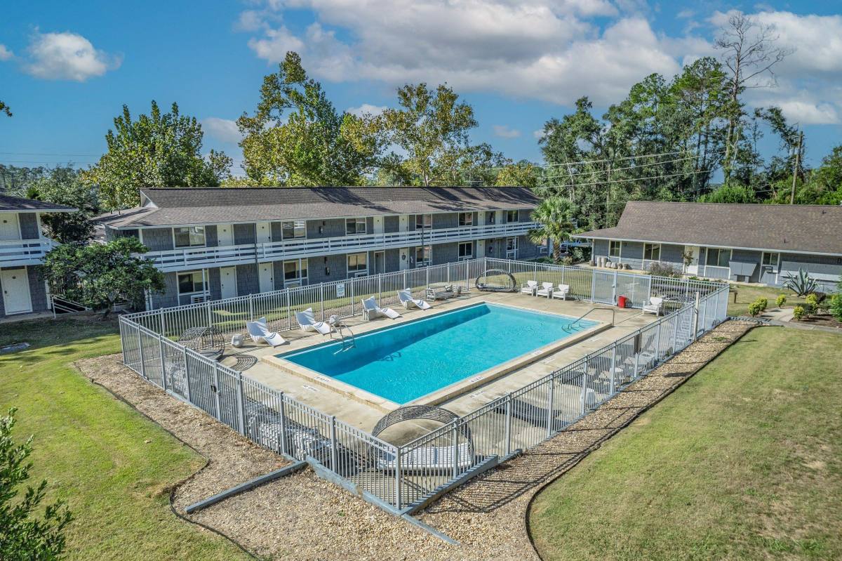 Apartment for rent at Benchmark West, 2202 W Pensacola St, Tallahassee, FL 32304
