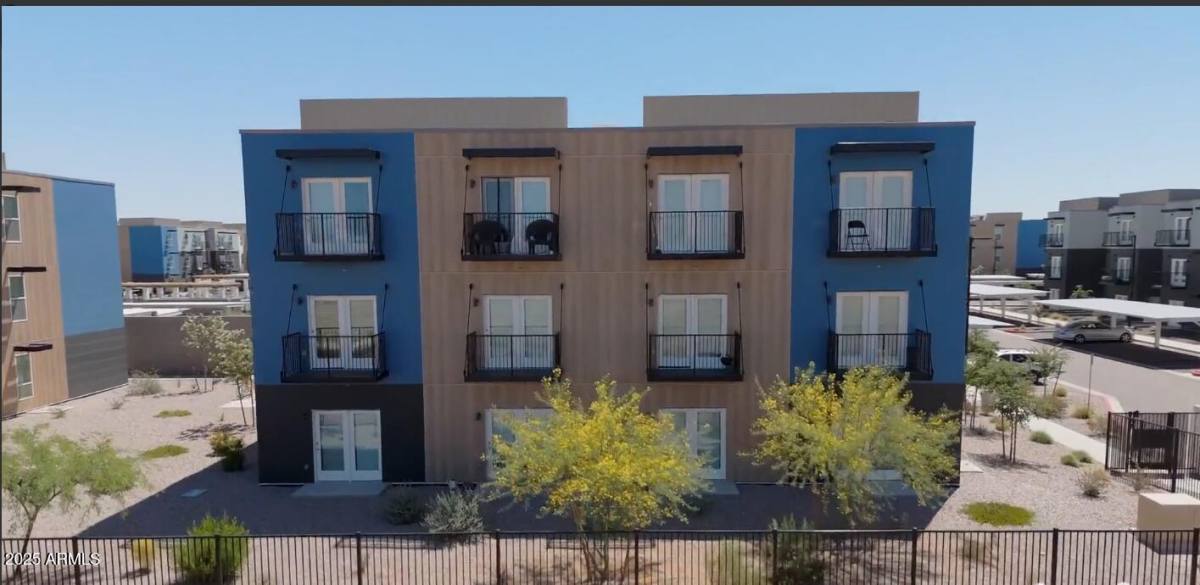 Apartment for rent at 45760 W Village Parkway, Maricopa, AZ 85139