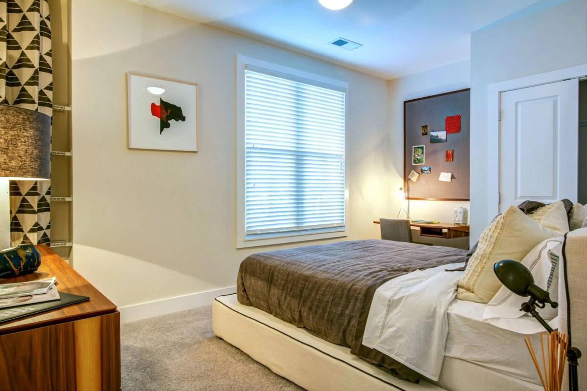Apartment for rent at Link Mixson, 4501 Mixson Ave, North Charleston, SC 29405