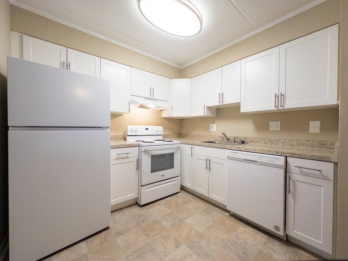 Apartment for rent at Lincoln Court, 1320 Lincoln Ave, Prospect Park, PA 19076