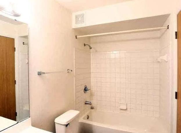 Apartment for rent at 2070 Breckenridge Rd, Findlay, OH 45840